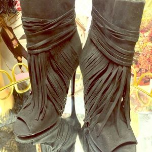 Peeptoe booties with fringes